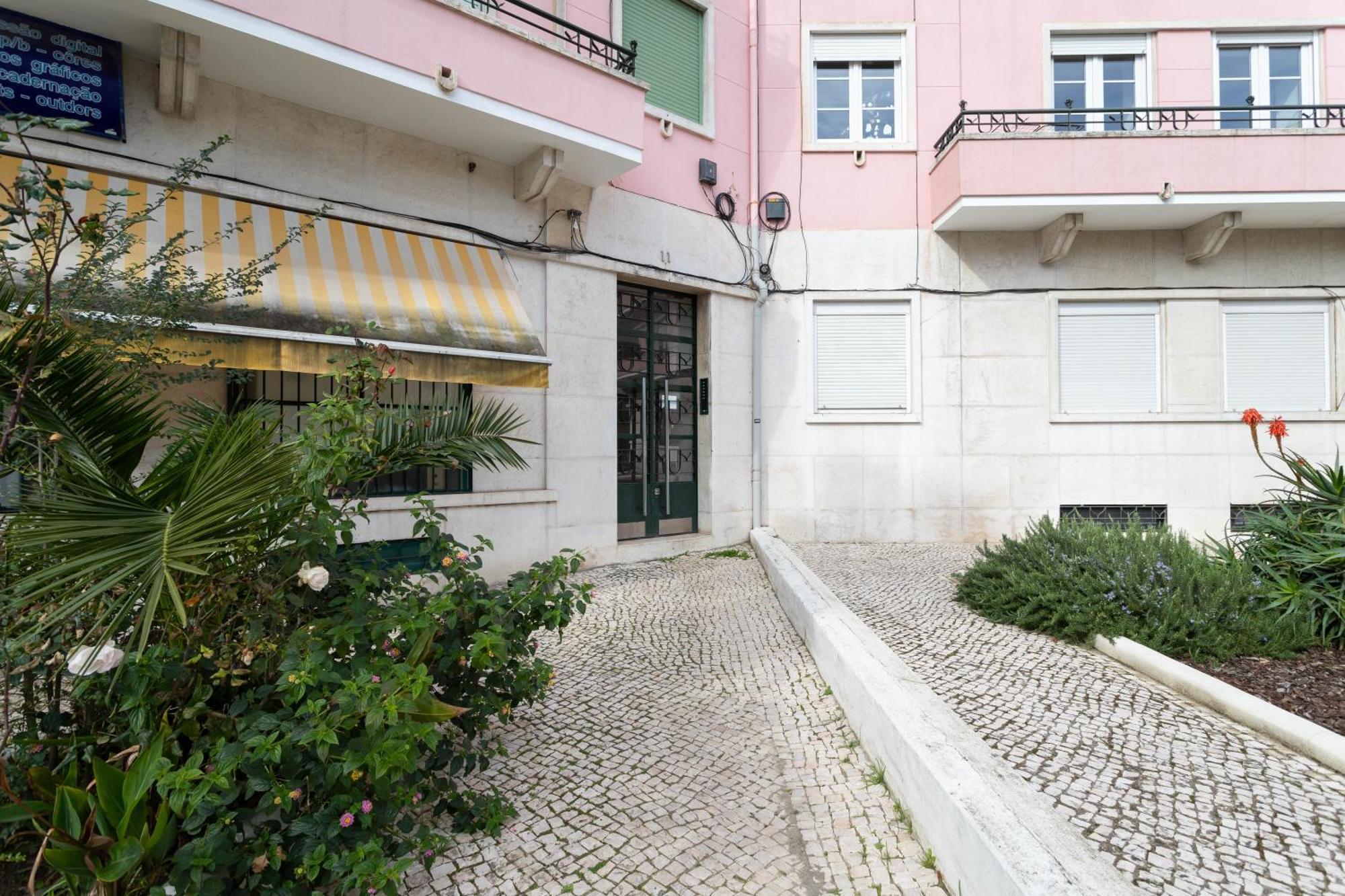 Lisbon 7Rooms Bagian luar foto